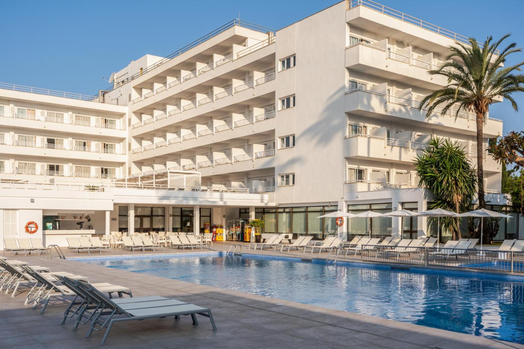 Globales Santa Ponsa Park Hotel ภายนอก รูปภาพ