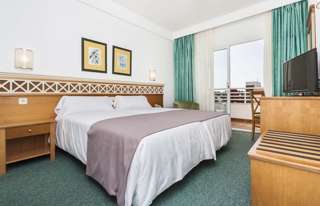Globales Santa Ponsa Park Hotel ภายนอก รูปภาพ